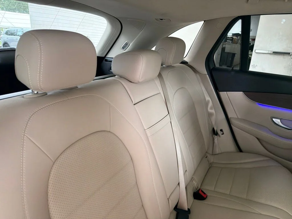 Used 2020 Black Mercedes-Benz GLC 300 image 31