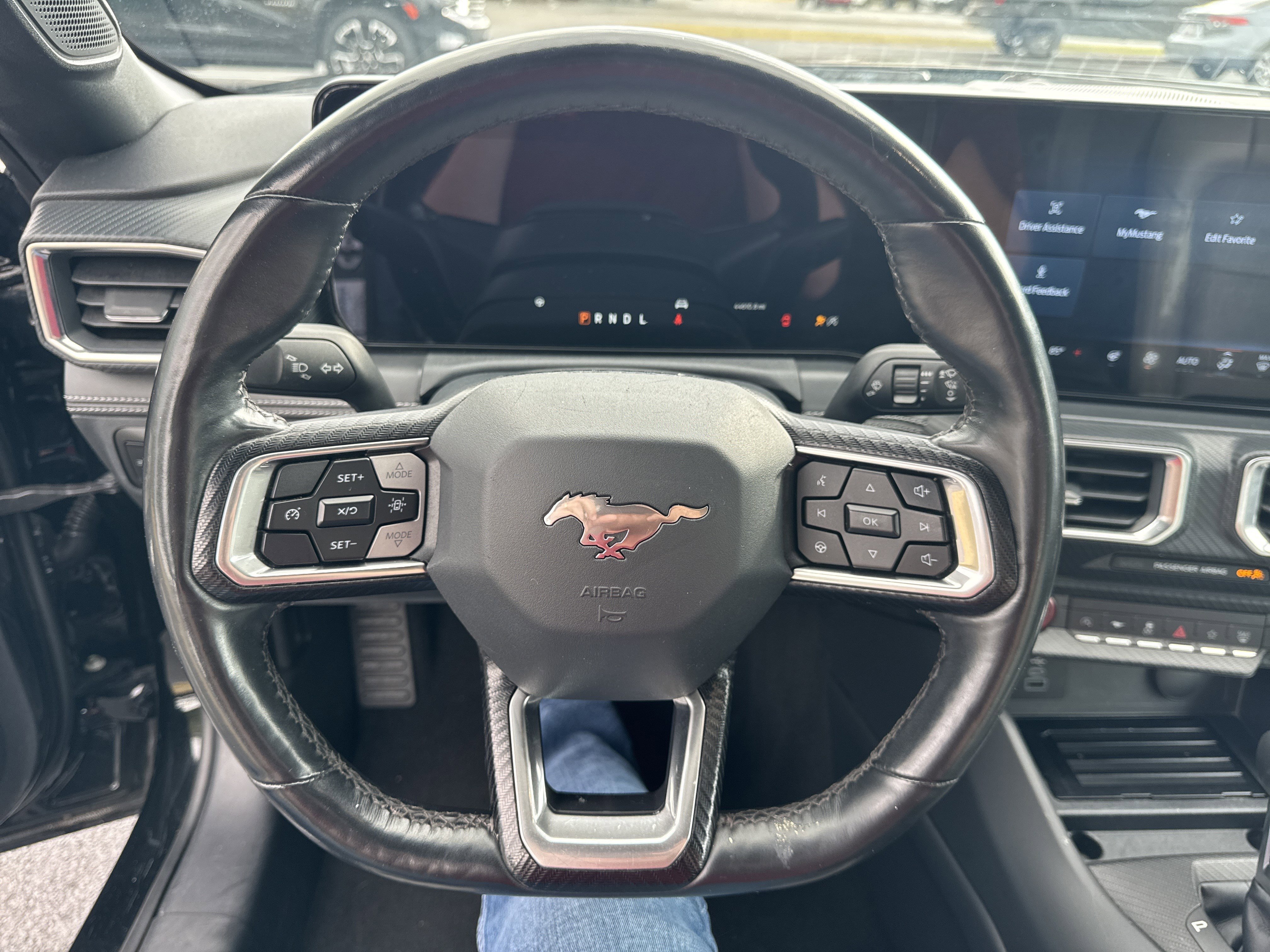 Used 2024  Ford  image 16