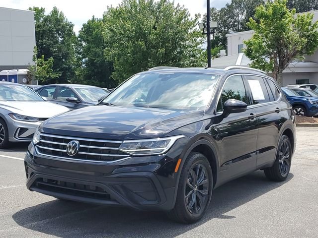 2024 Volkswagen Tiguan 2.0T SE's photo