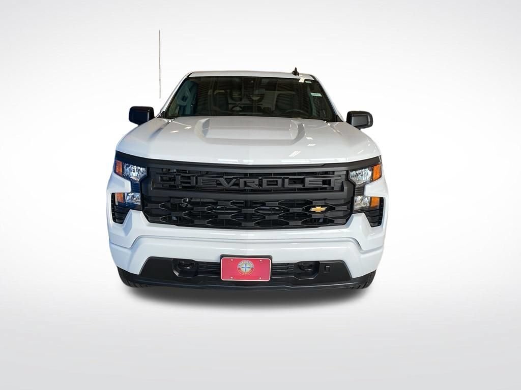 New 2026 Summit White Chevrolet Custom image 13