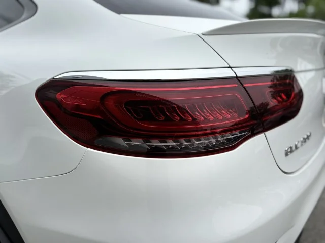 Used 2023 Polar White Mercedes-Benz GLC 300 ~ AMG® LINE !! image 20