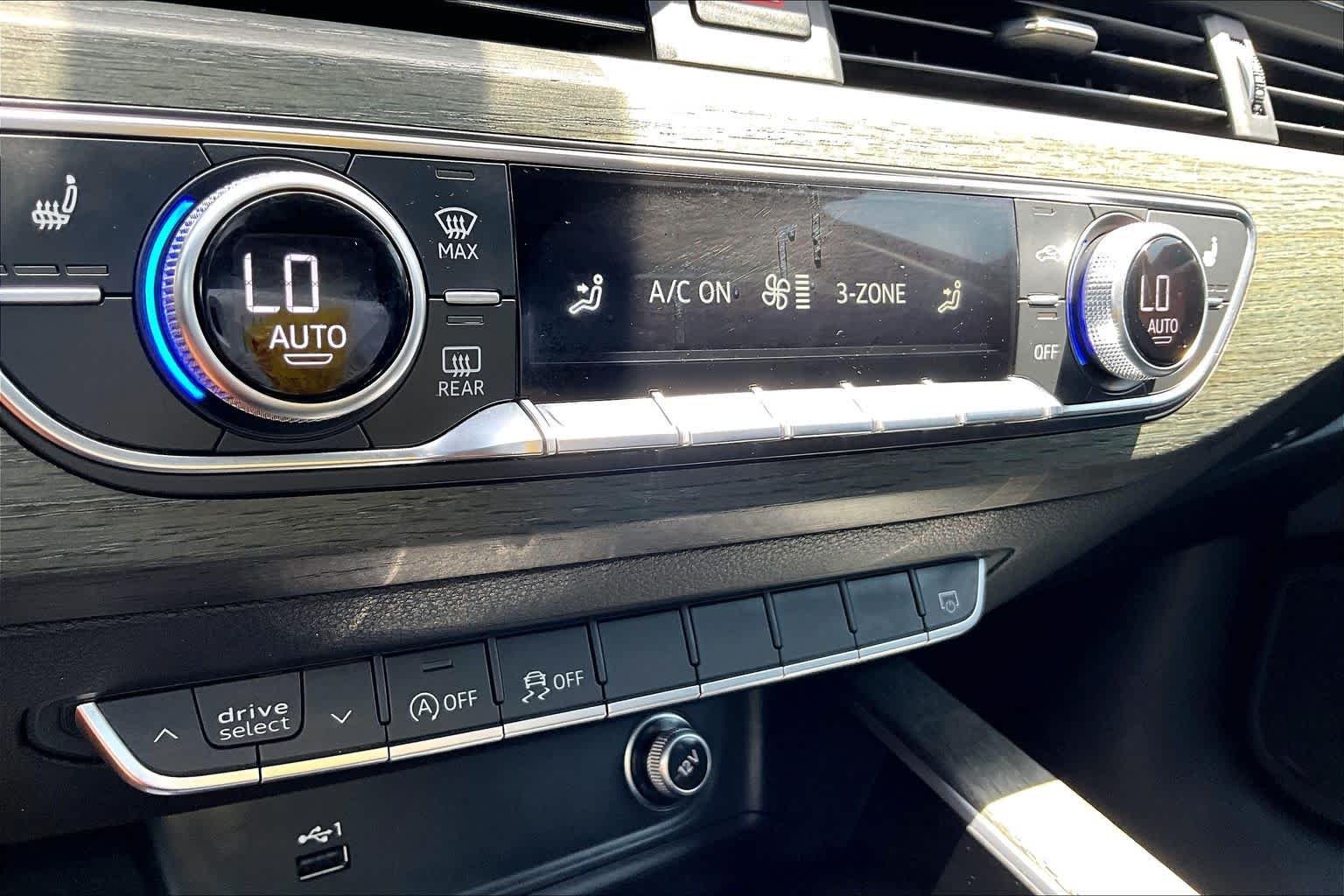 Used 2020 Terra Gray Metallic Audi Premium image 30