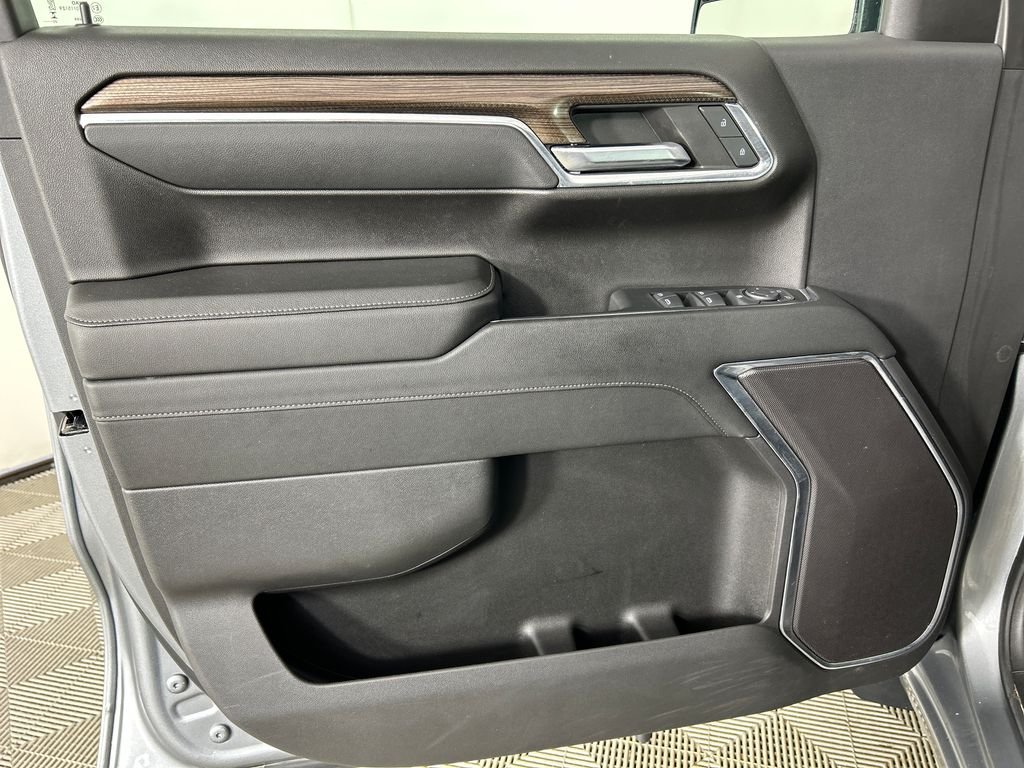 Used 2024 Gray Chevrolet LT image 12