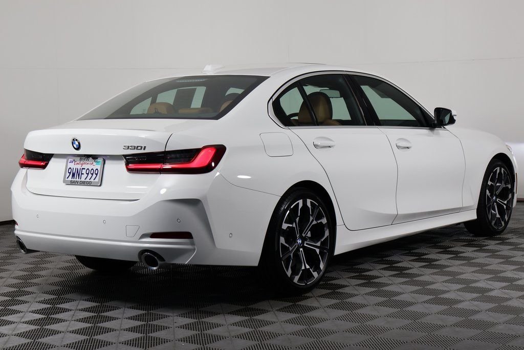 Used 2021 Mineral Grey Metallic BMW 330i image 4
