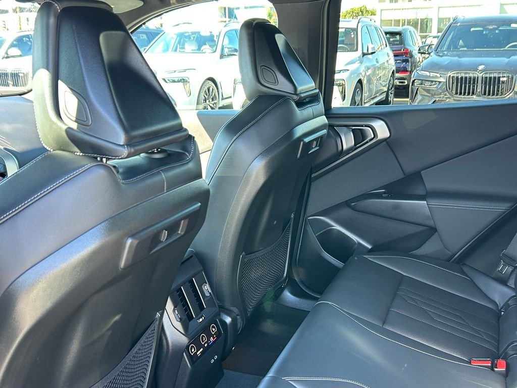 Used 2026 Skyscraper Grey Metallic BMW 30 xDrive image 31