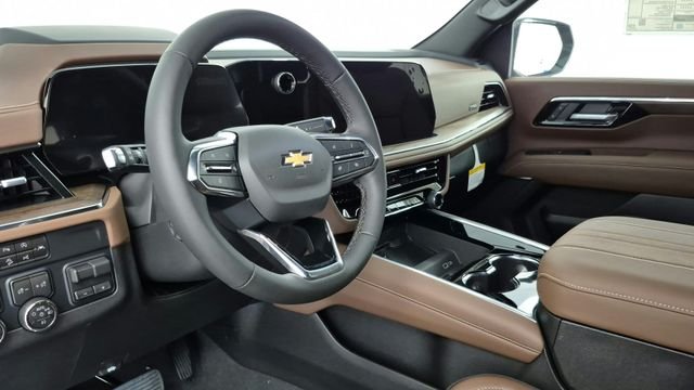 New 2026 White Chevrolet High Country image 9