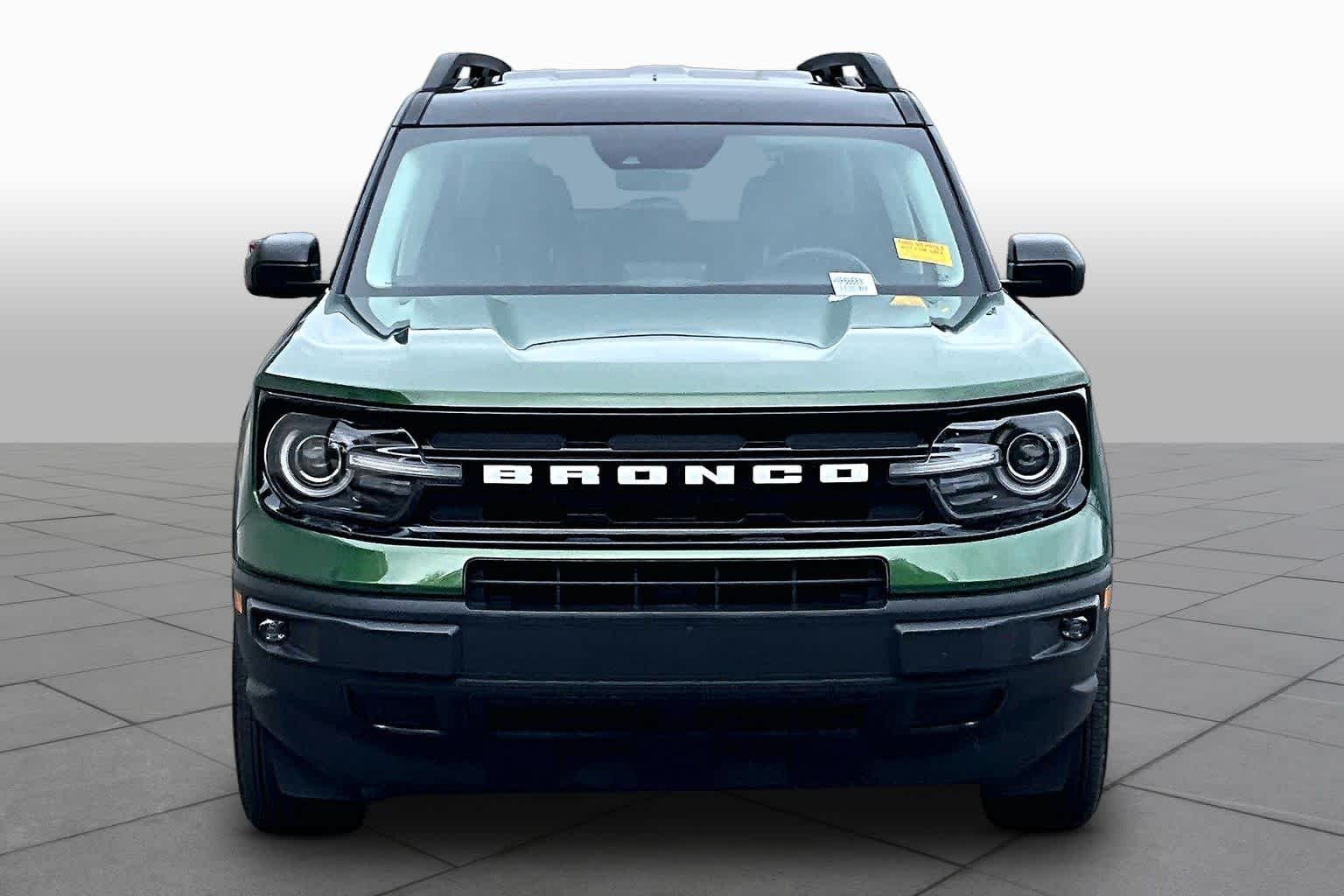 Used 2024 Eruption Green Ford Outer Banks image 4