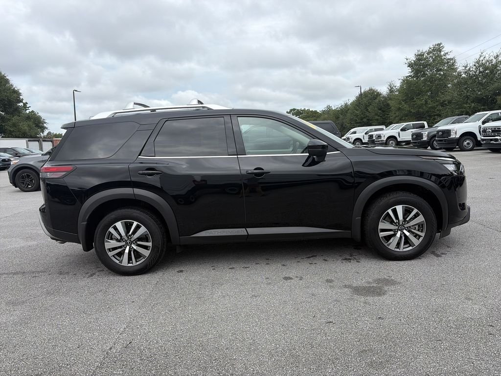 Used 2025 Black Nissan SL image 8