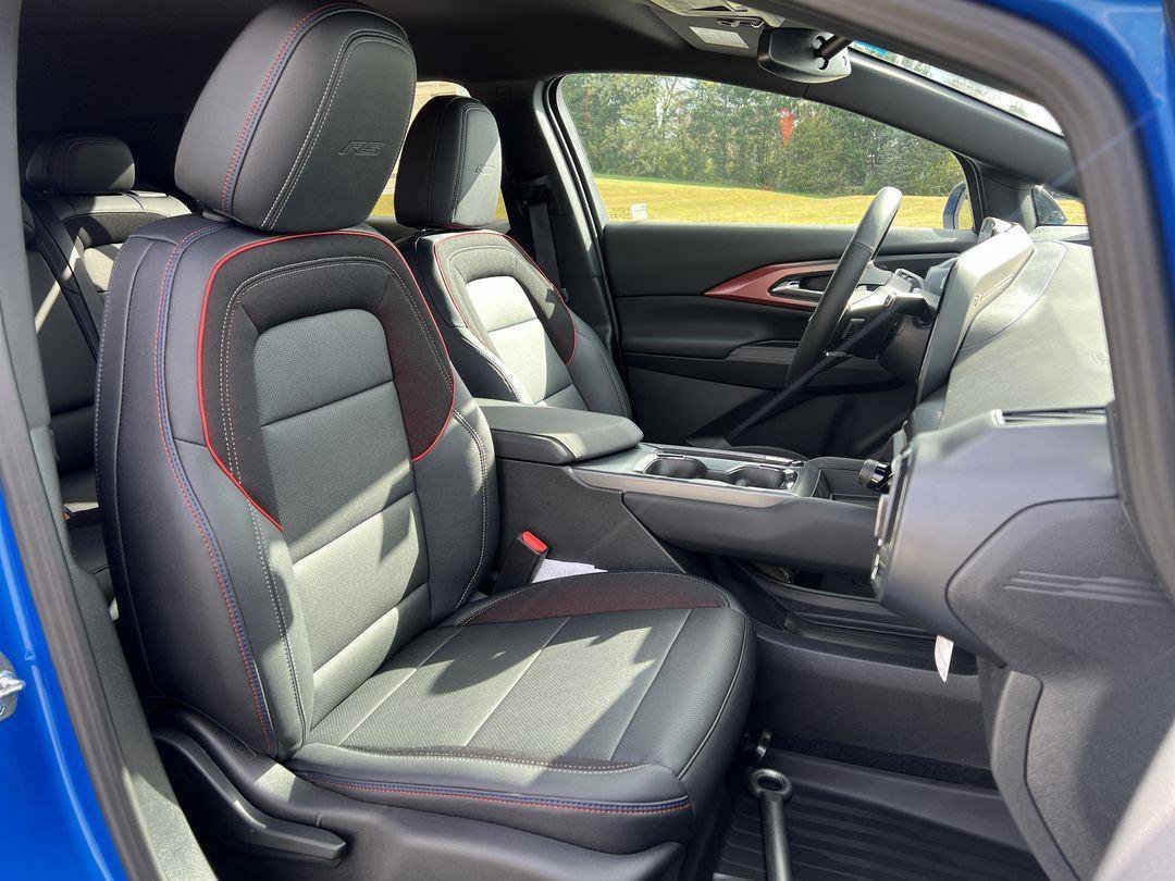 2026 Chevrolet Equinox EV RS - Photo 22