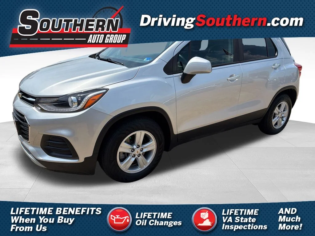Used 2021 Silver Chevrolet LT image 1