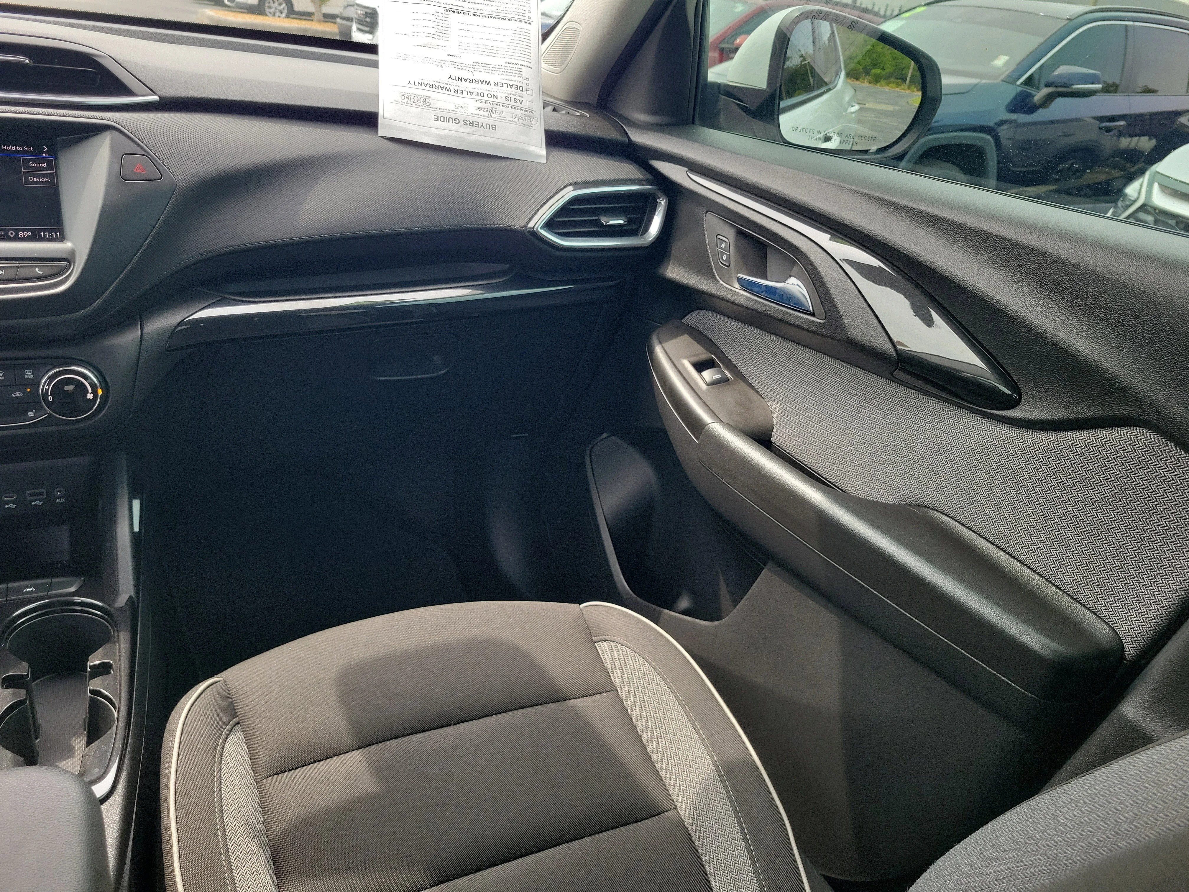Used 2023 Summit White Chevrolet LT image 16