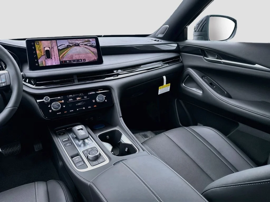 New 2027 Gray INFINITI SPORT image 25