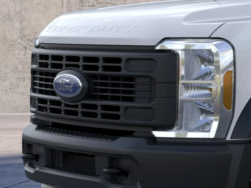 2025 Ford F-550 Super Duty Chassis Cab XL - Photo 17
