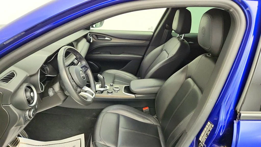 Used 2022 Anodized Blue Metallic Alfa Romeo Ti AWD image 21