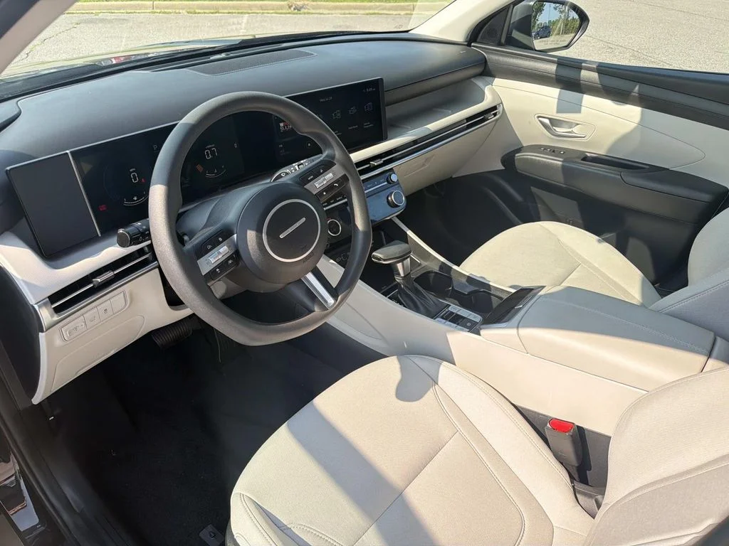 Used 2026 Black Hyundai SEL image 3