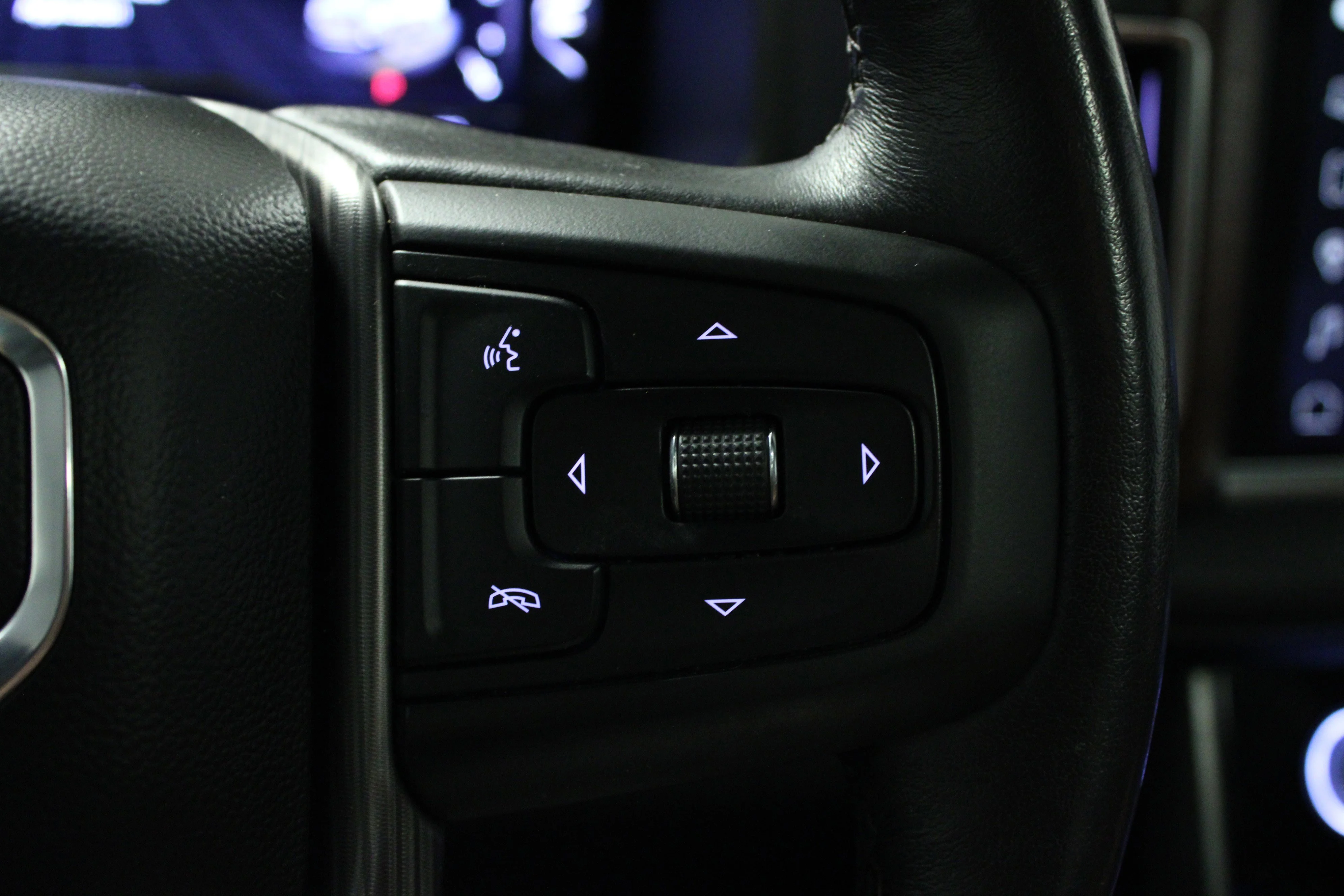 Used 2023 Titanium Rush Metallic GMC Denali Ultimate image 23