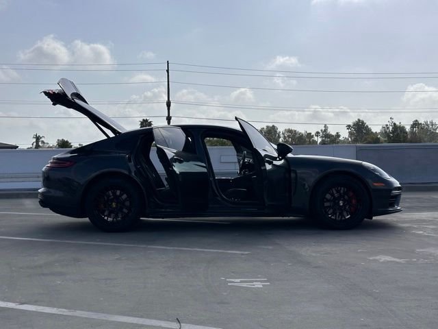 Used 2017 Volcano Grey Metallic Porsche Turbo image 29
