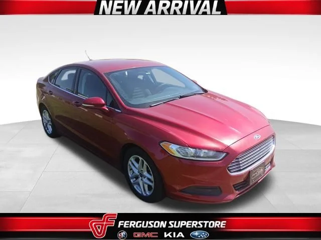 Used 2014 Red Ford SE image 1