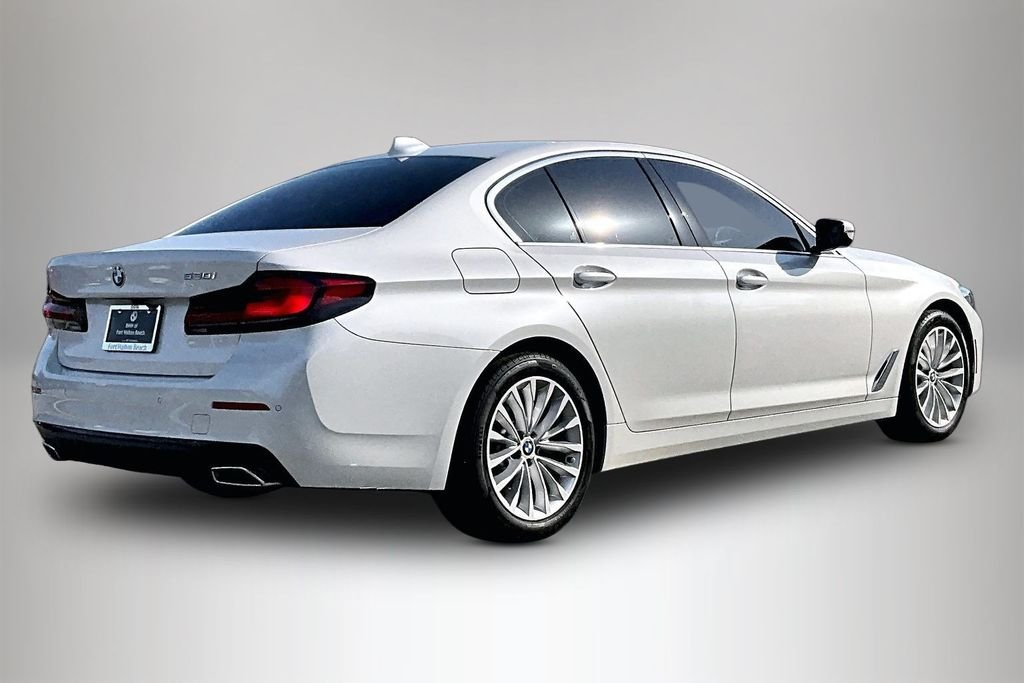Used 2023 White BMW 530i image 5