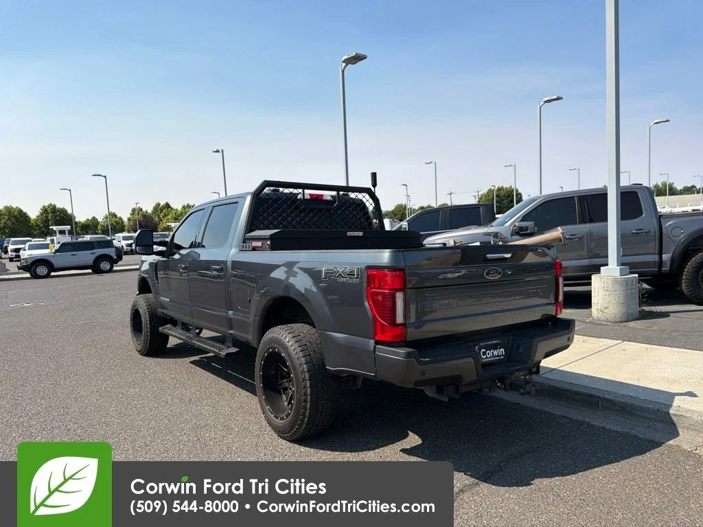 Used 2020 Magnetic Ford Lariat image 14