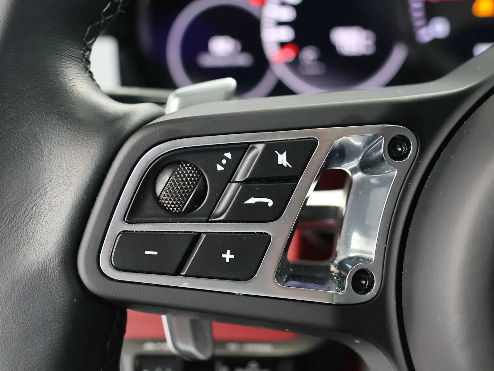 Used 2021 BLACK Porsche Turbo image 21