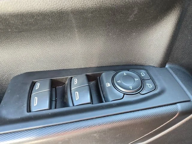 Used 2022 Summit White Chevrolet WT image 35