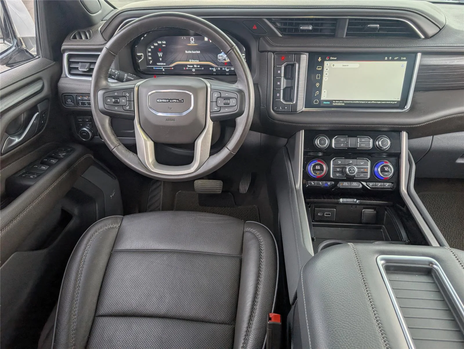 Used 2022 White Frost Tricoat GMC Denali image 34