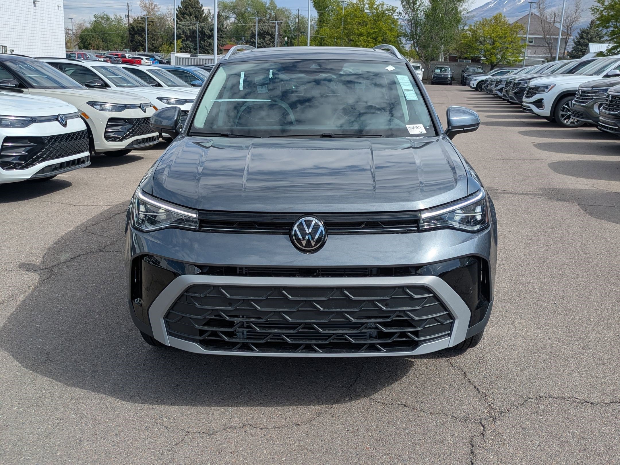 New 2026 Platinum Gray Metallic Volkswagen SE image 9