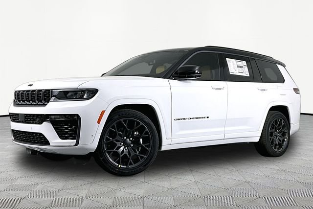 2026 Jeep Grand Cherokee L Summit 4x4's photo