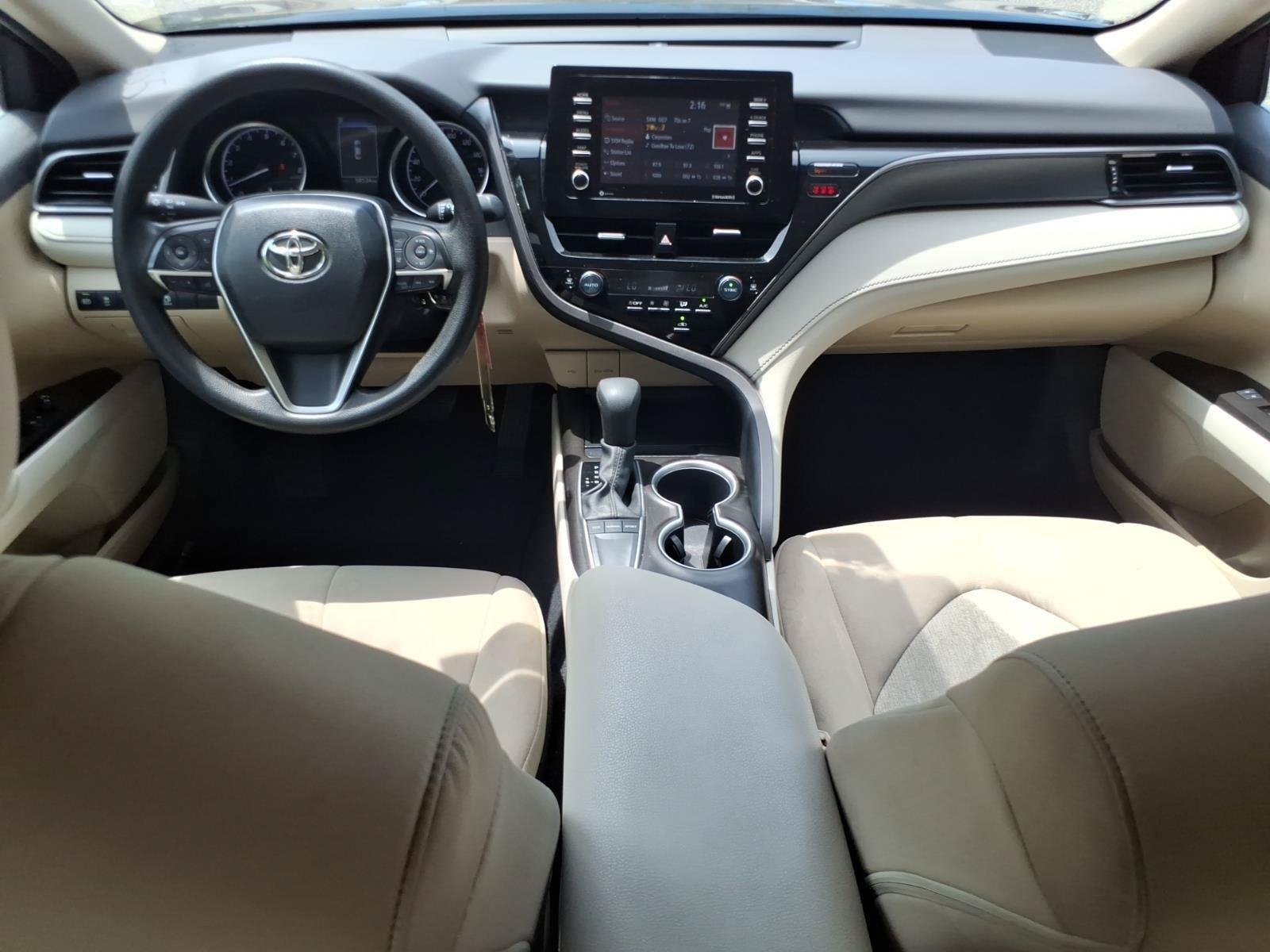 Used 2024  TOYOTA  image 27