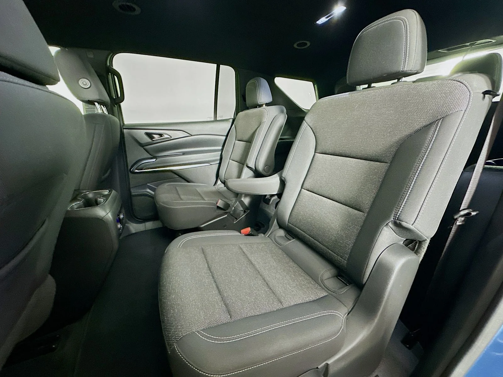 Used 2025 Lakeshore Blue Metallic Chevrolet LT image 24