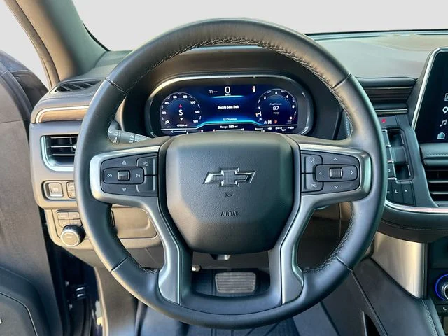Used 2024 Blue Chevrolet Z71 image 11