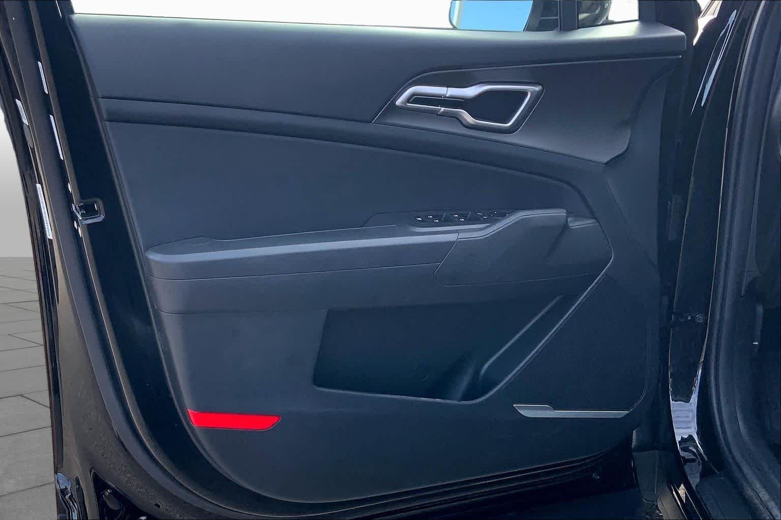 Used 2026 Ebony Black Kia LX image 22