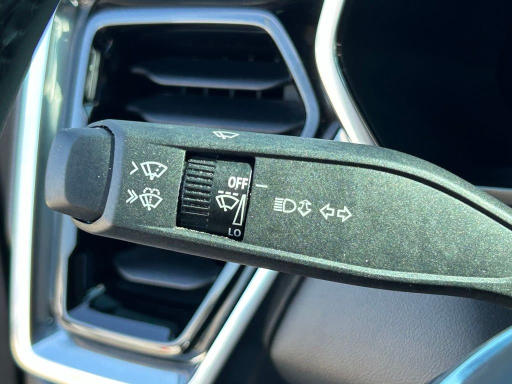 Used 2023 Blue GMC Elevation image 25
