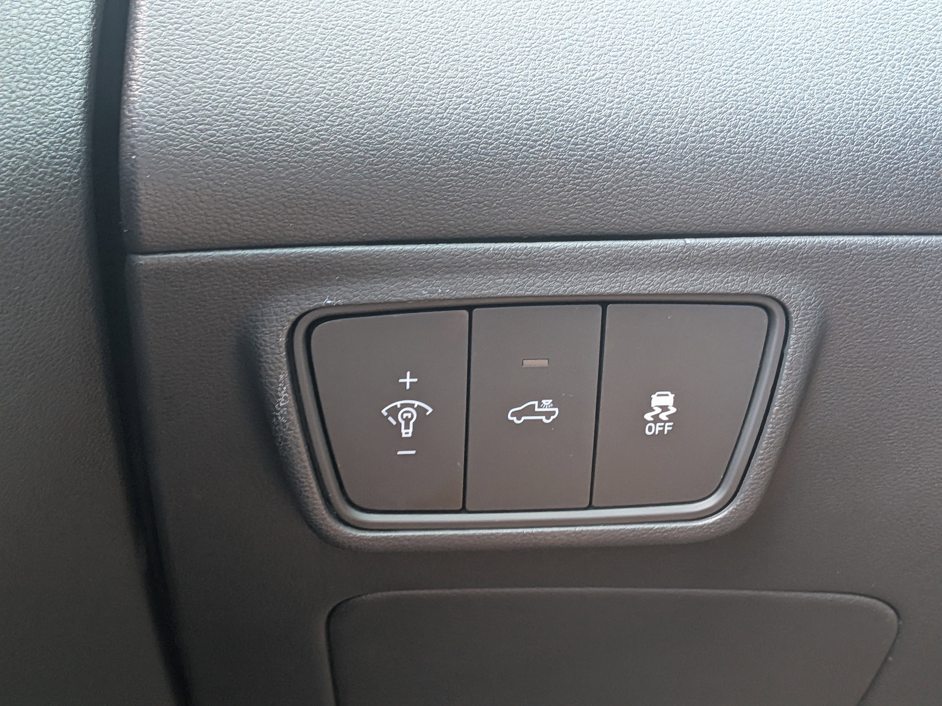 Certified Used 2024 Hampton Gray Hyundai SEL image 23