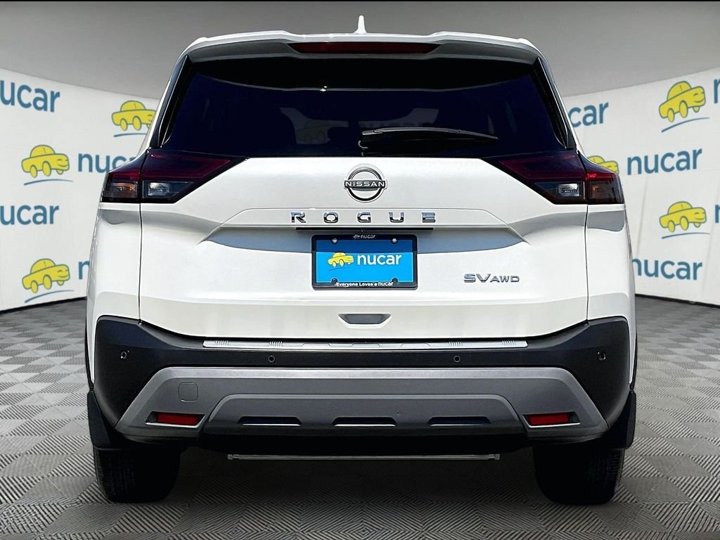 Used 2023 White Nissan SV image 5
