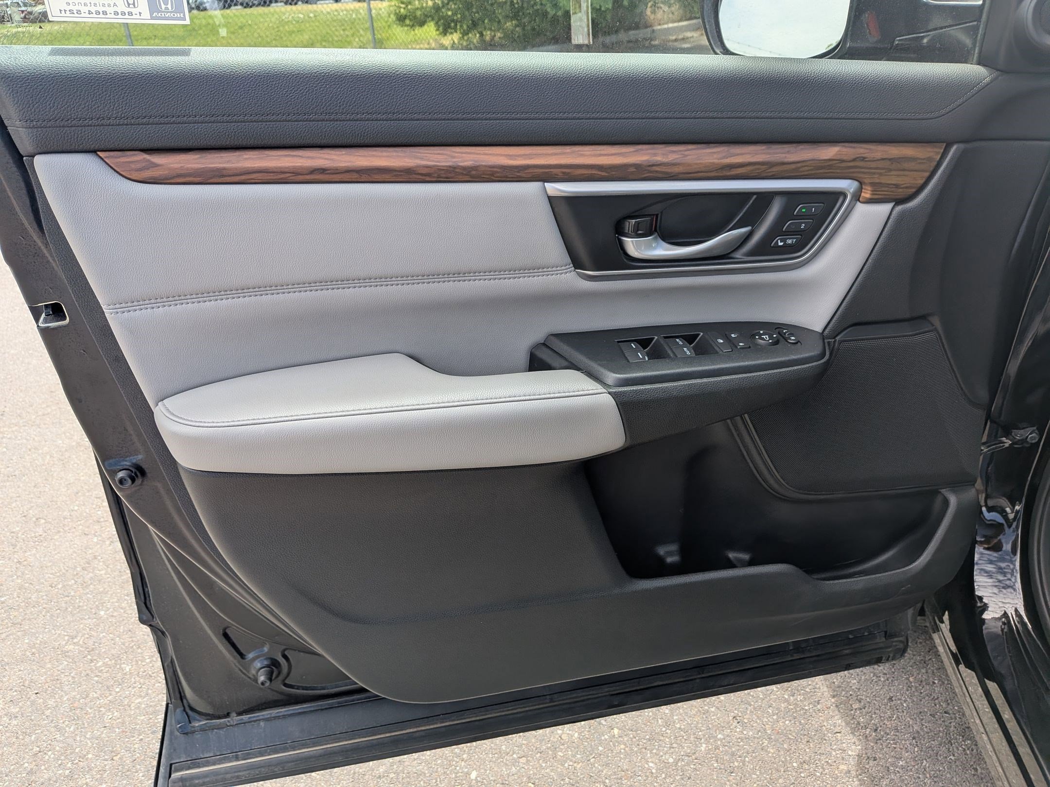 2022 Honda CR-V Touring - Photo 12