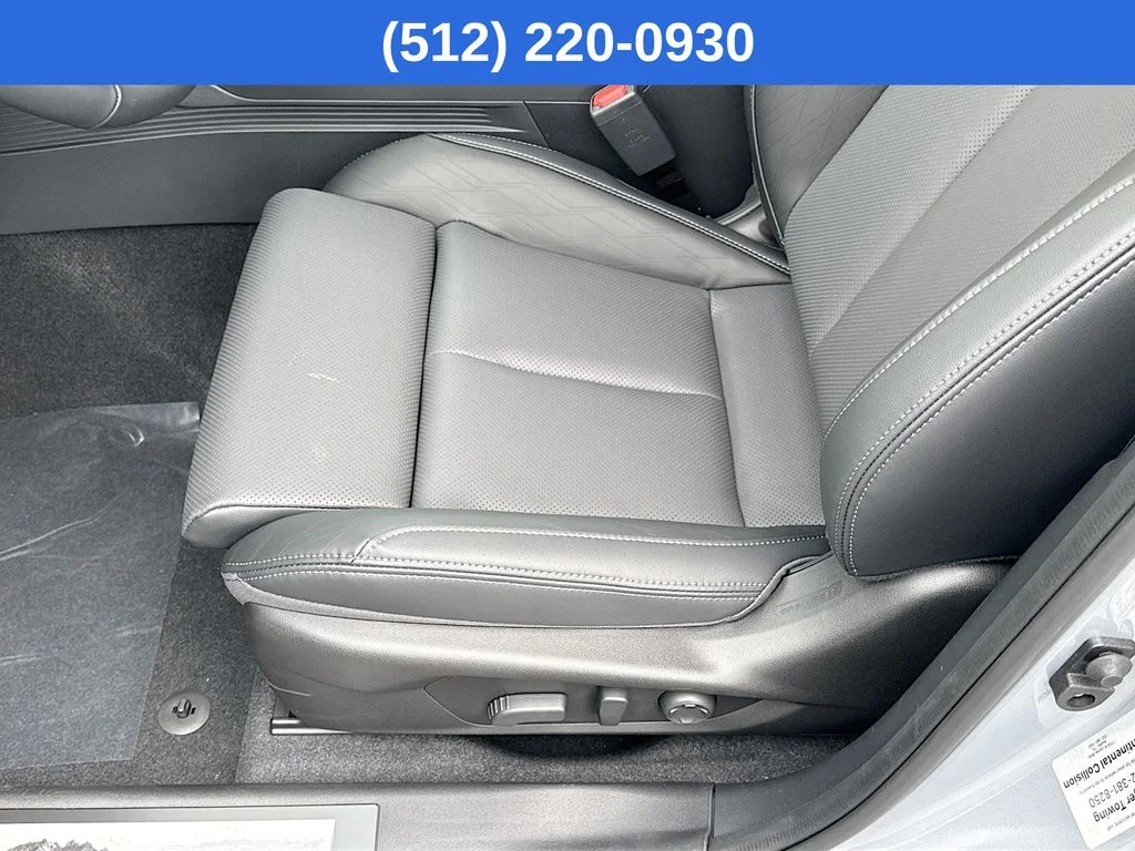 New 2026 ICE SILVER METALLIC Subaru Touring image 24