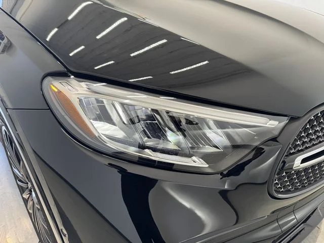 New 2027 Black Mercedes-Benz GLC 300 image 34