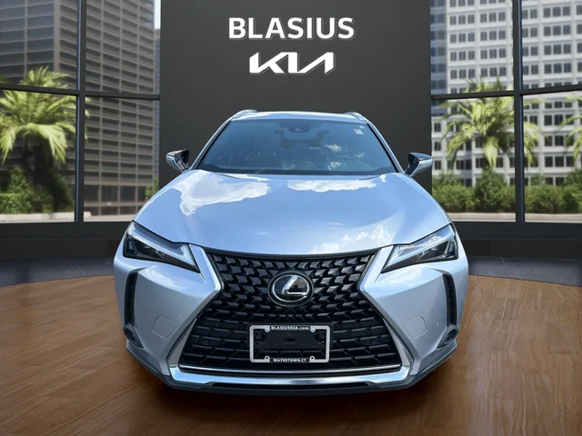 Used 2024 Silver Lexus 250h Premium image 8