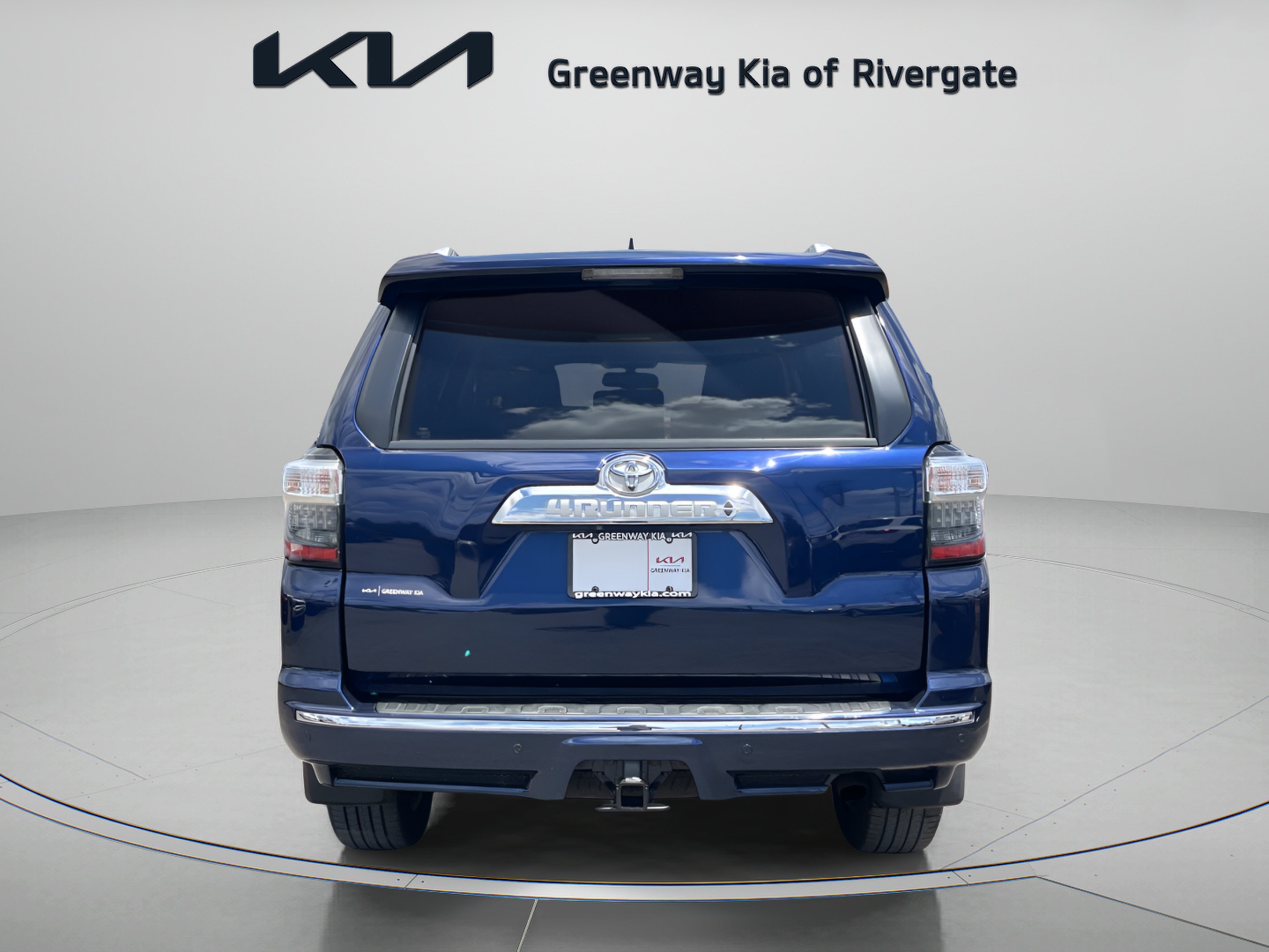 Used 2017 Nautical Blue Metallic Toyota Limited image 6