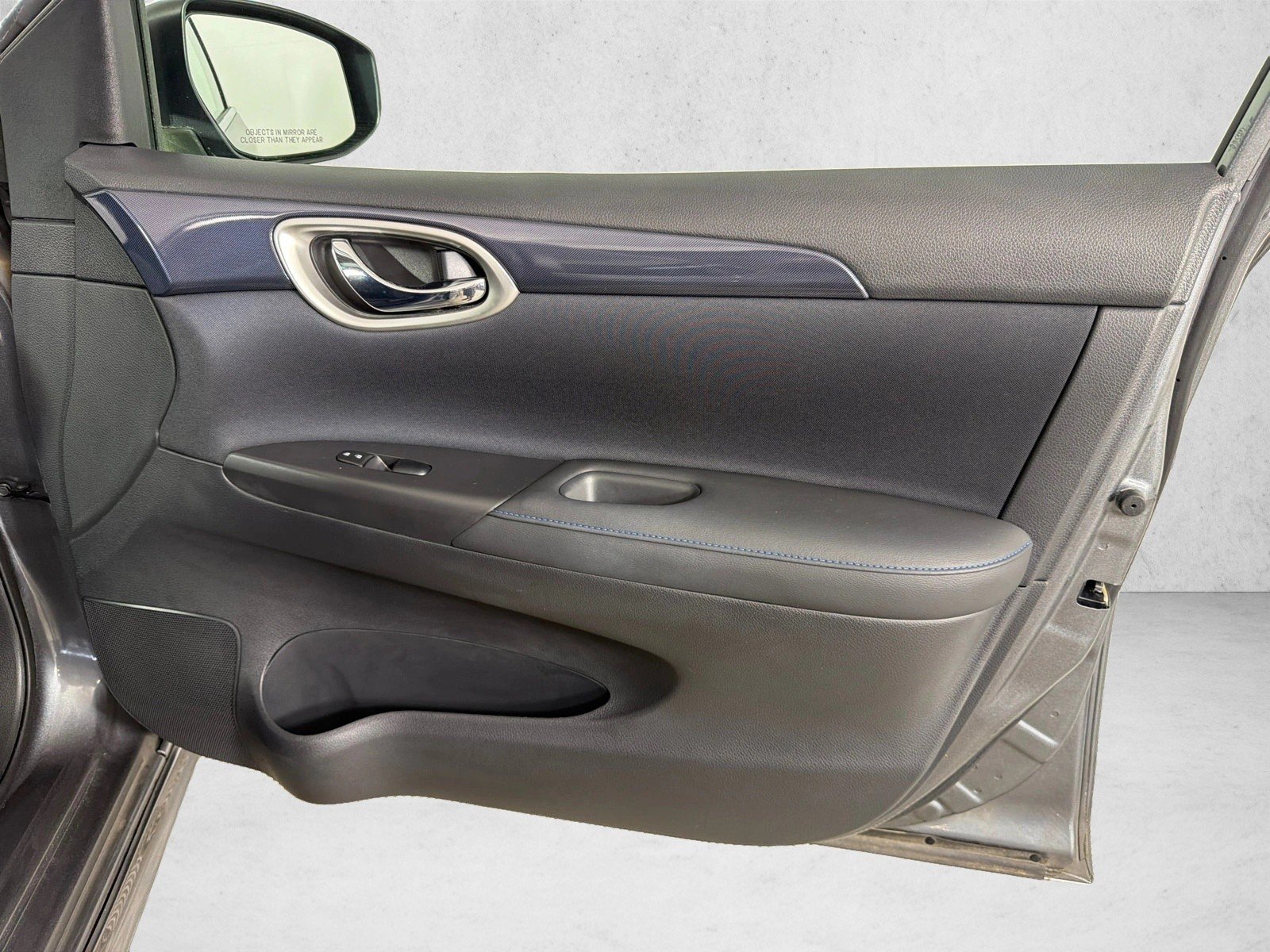 Used 2018 Gun Metallic Nissan SR Turbo image 15