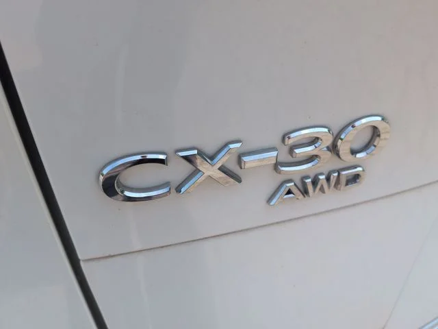 Used 2023 White Mazda 2.5 S image 32