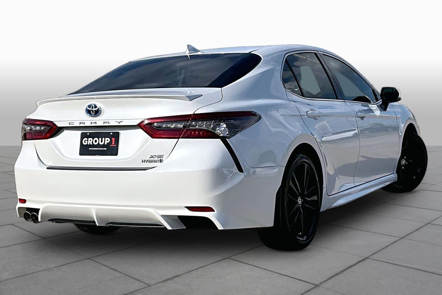 Used 2023 Wind Chill Pearl Toyota Hybrid XSE image 12