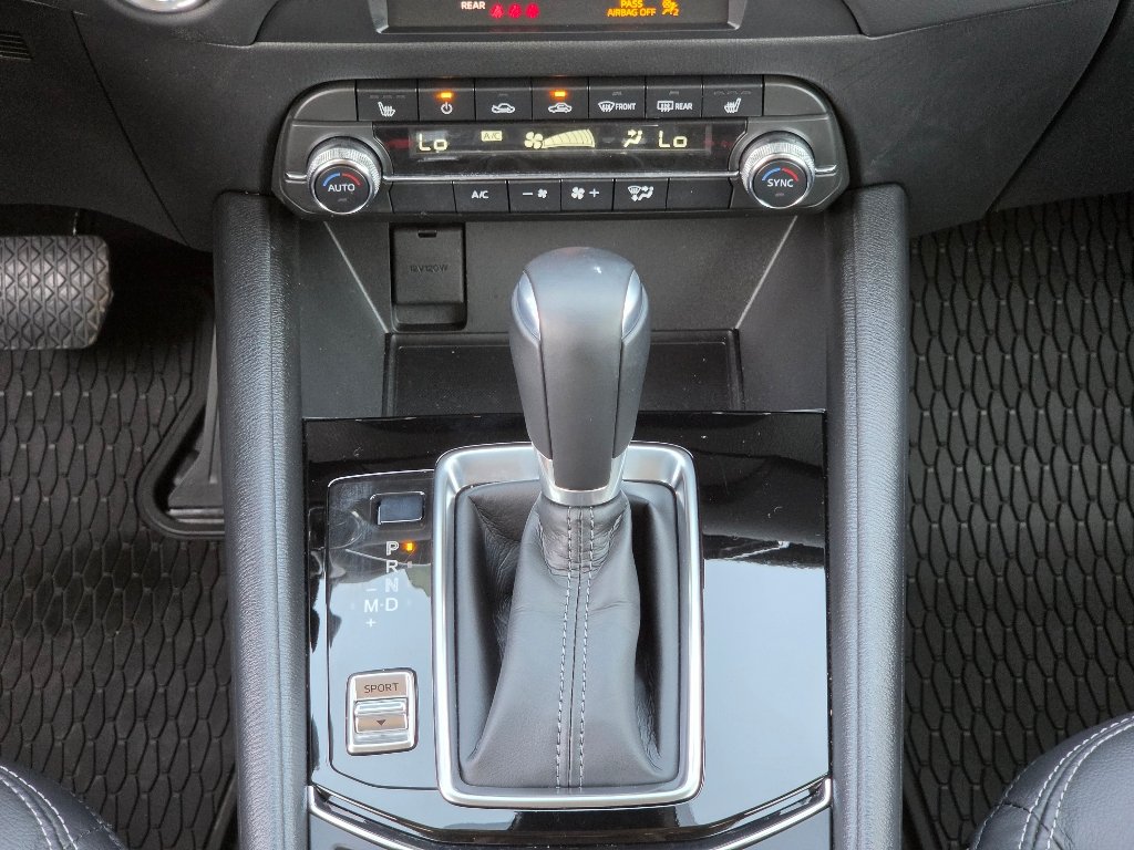 Certified Used 2025 Platinum Quartz Metallic Mazda 2.5 S Preferred Package image 18