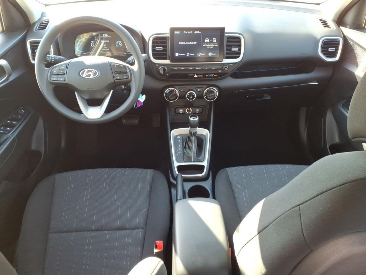 New 2026 Onyx Black Hyundai SE image 13