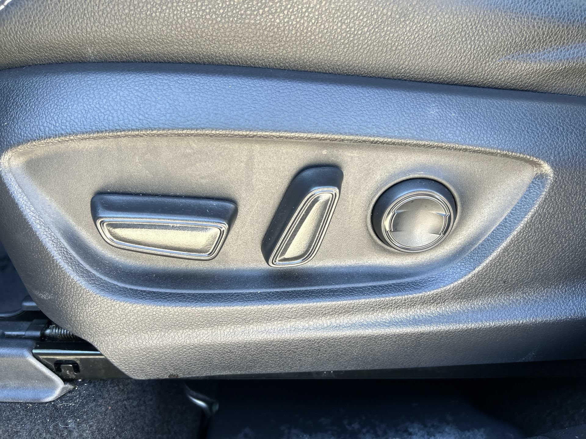 Used 2024 Sonic Silver Toyota XLE image 14