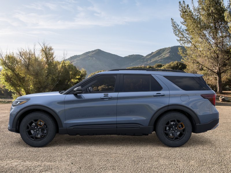 New 2026 Vapor Blue Metallic Ford Tremor® image 3