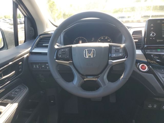 New 2026 Solar Silver Metallic Honda Touring image 17