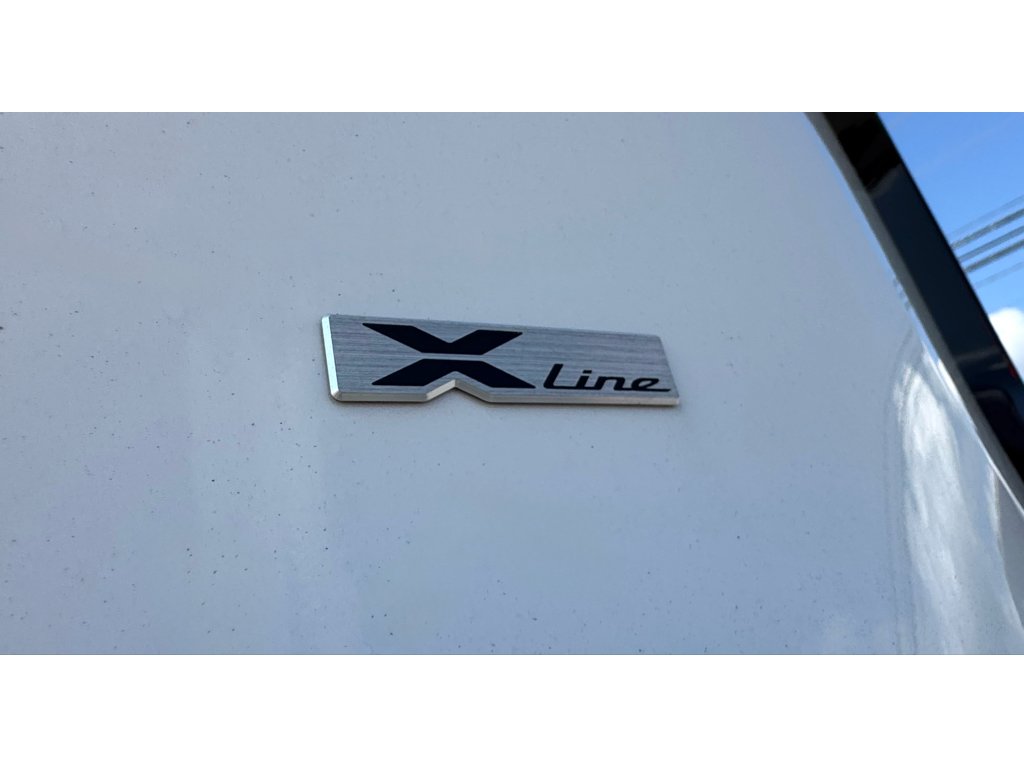 New 2027 Snow White Pearl / Black Roof Kia X-Line S image 7